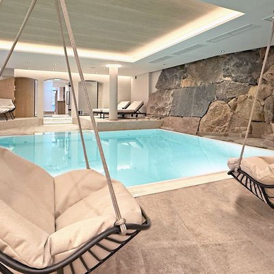 Freuen Sie sich auf Pool und Fitness